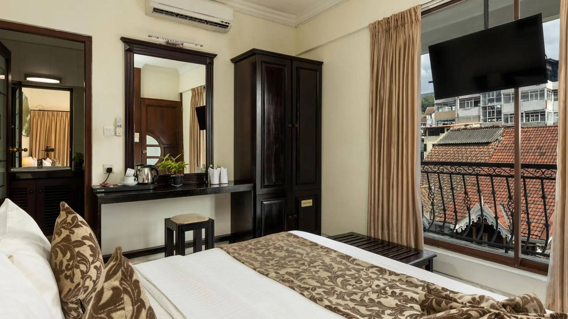 Hotel Cafe Aroma Inn Kandy