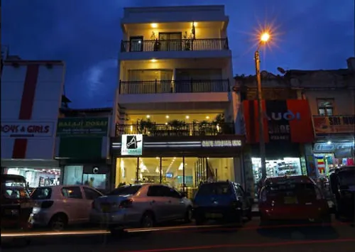 Cafe Aroma Inn Kandy Hotel
